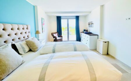 Villa Bendinat Meerblick in bester Lage Terrasse mit einem Infinitypool und Meerblick 3