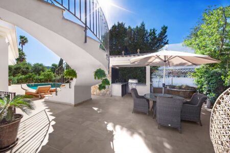 Exklusive Villa in Puerto de Andratx Palma de Mallorca mit Personenaufzug kaufen für 3.95 Millionen Euro4