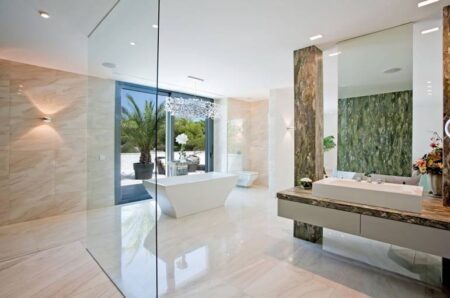 Moderne Luxus villa in Santa Ponsa Mallorca kaufen für 6.9 Millionen Euro010