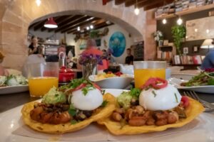 Santosha frühstücken amllorca resturant und cafe