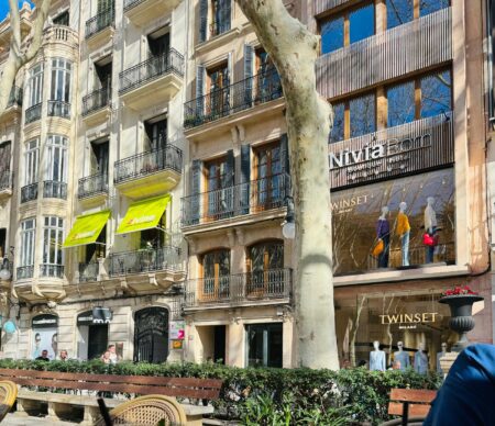 Geschäfthaus Palma, Palma de Mallorca kaufen exklusiv und beste Lage Passeig de Borne