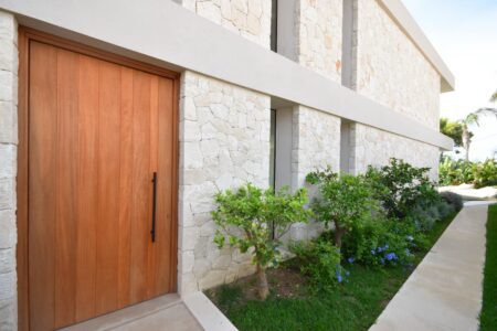Luxus Villa in Costa den Blanes Mallorca mit Meerblick kaufen Eingang 2