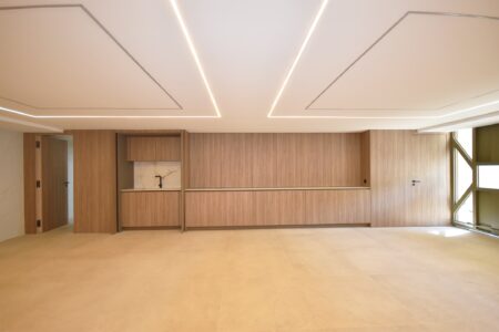 Luxus Villa in Costa den Blanes Mallorca mit Meerblick kaufen Garage 2